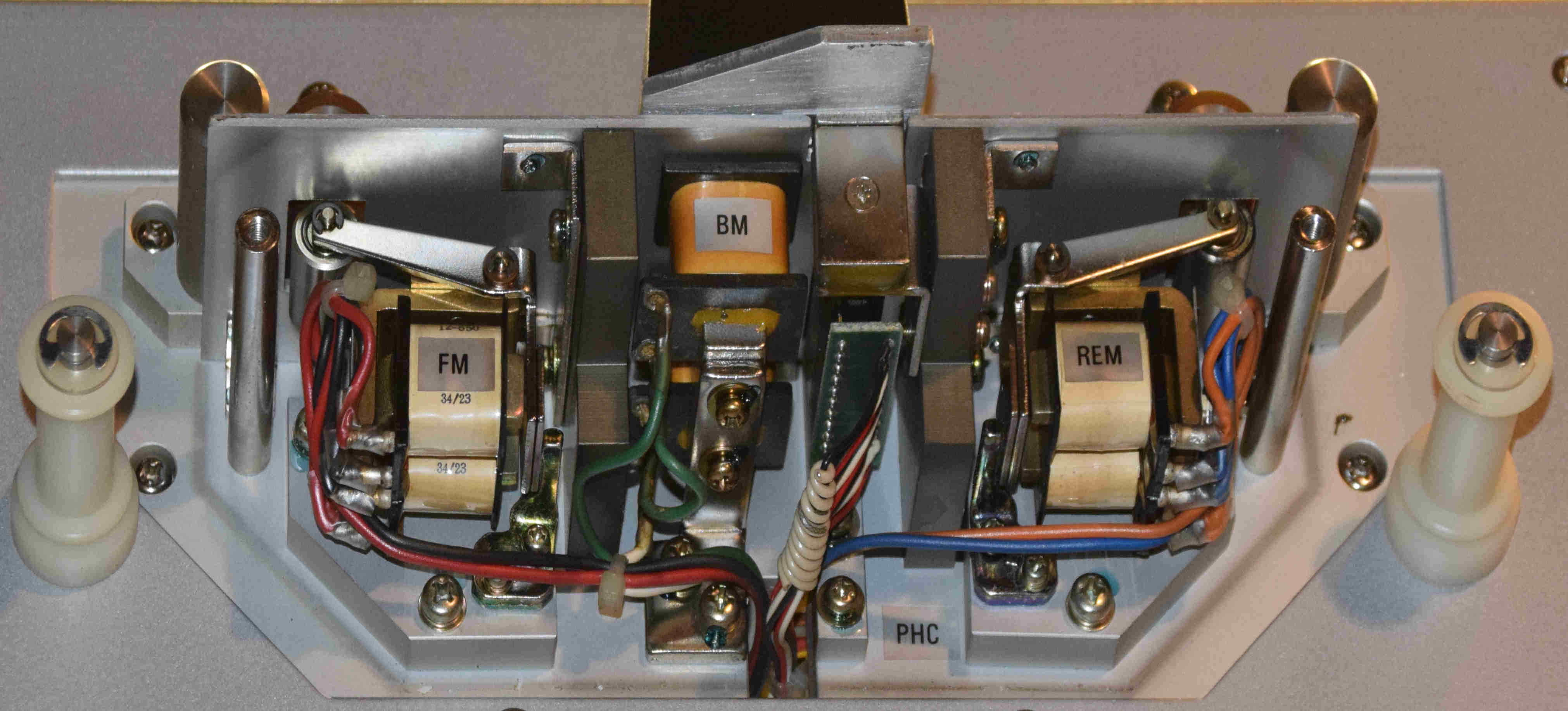 A860-0056-T020_FwdPinch_Brake_Optos_RevPinch_frBelow.JPG